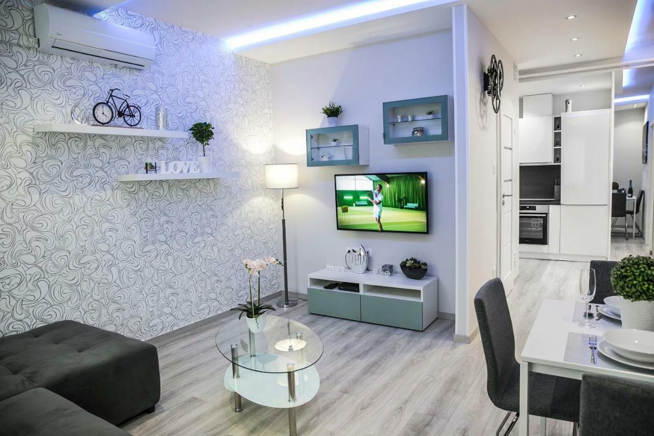 Downtown Dream Apartmans Szeged Buitenkant foto