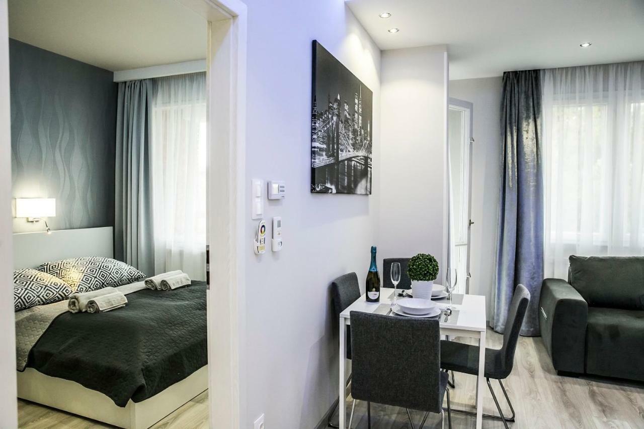Downtown Dream Apartmans Szeged Buitenkant foto
