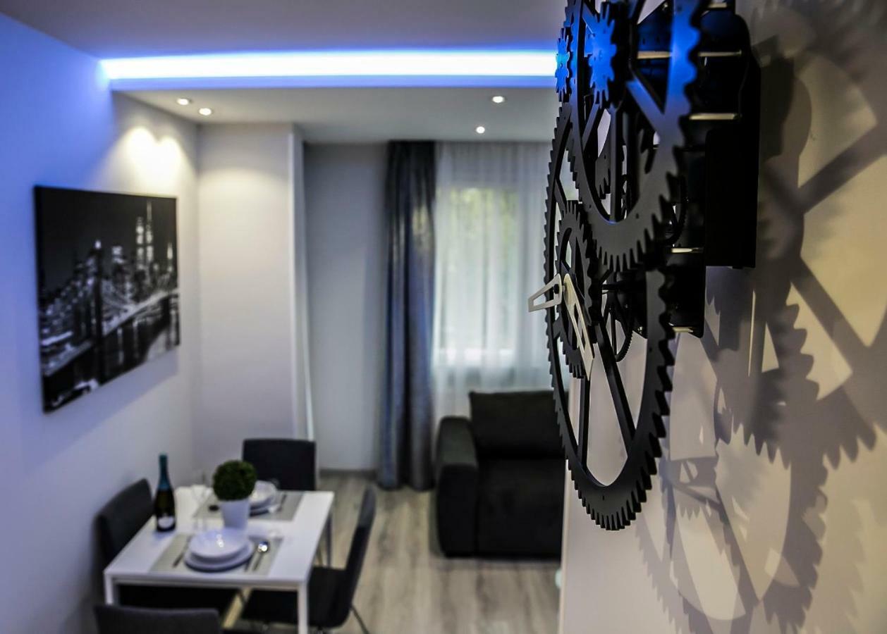 Downtown Dream Apartmans Szeged Buitenkant foto