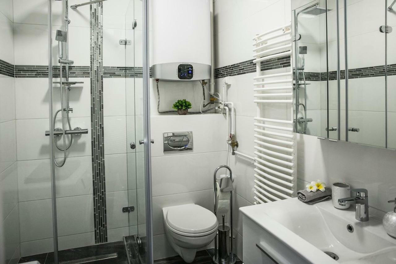 Downtown Dream Apartmans Szeged Buitenkant foto